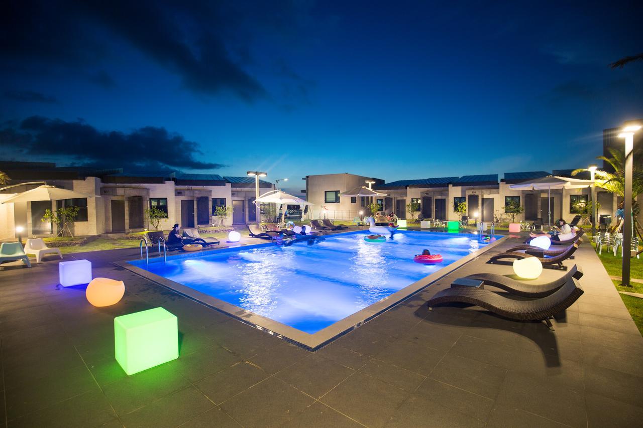 Jeju Christmas Resort Exterior photo